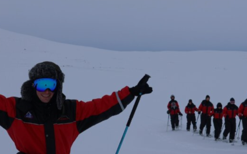 SNOWSHOE ADVENTURE